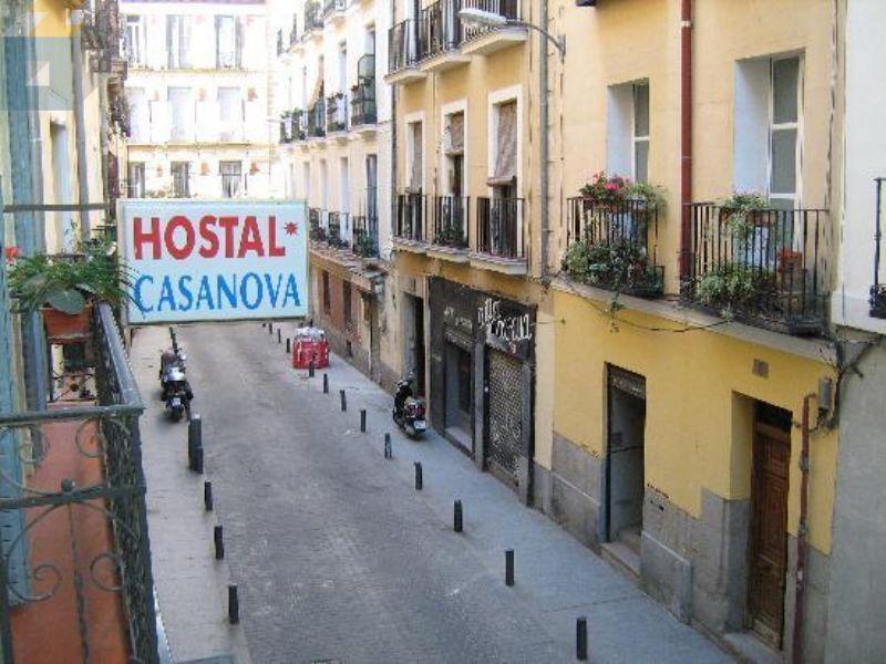 Hostal Casanova Madri Exterior foto